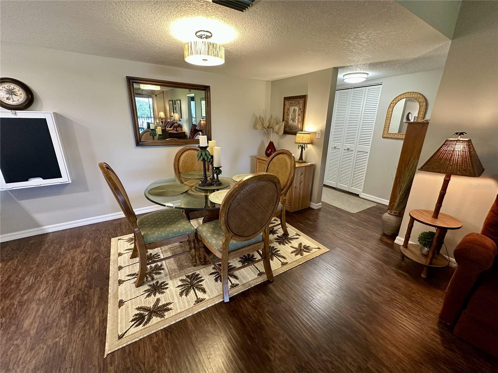 Image 4 of 15 For 6116 43rd Street W 401d