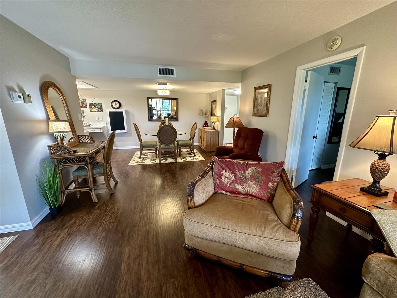 Image 8 of 15 For 6116 43rd Street W 401d