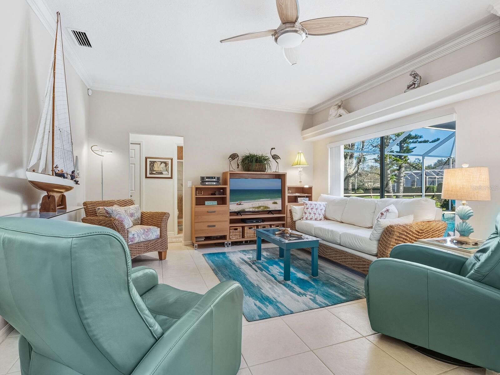 Image 13 of 40 For 4467 Golden Lake Drive