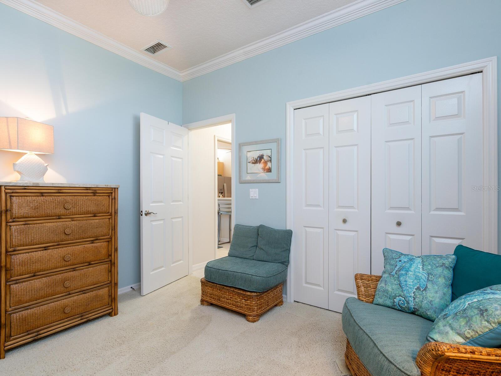 Image 28 of 40 For 4467 Golden Lake Drive