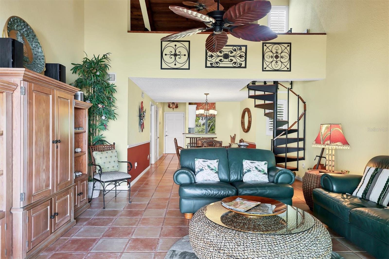 Image 10 of 61 For 5270 Gulf Of Mexico Drive 508