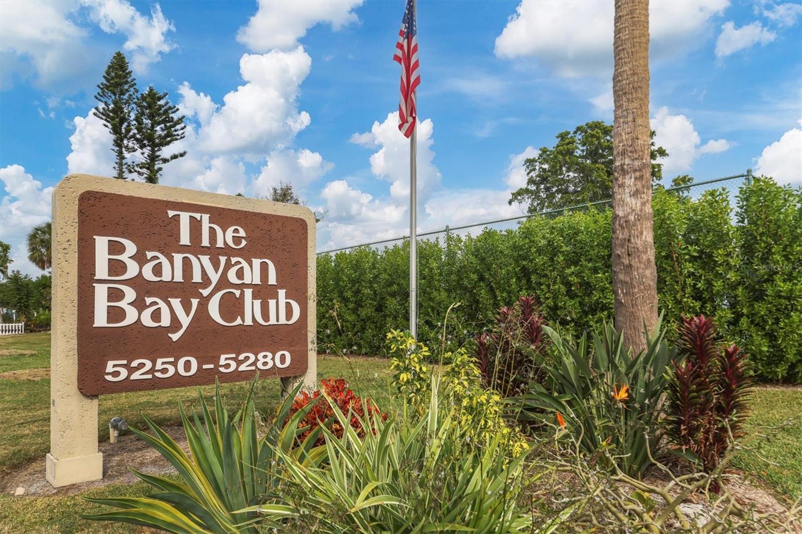 Image 36 of 61 For 5270 Gulf Of Mexico Drive 508