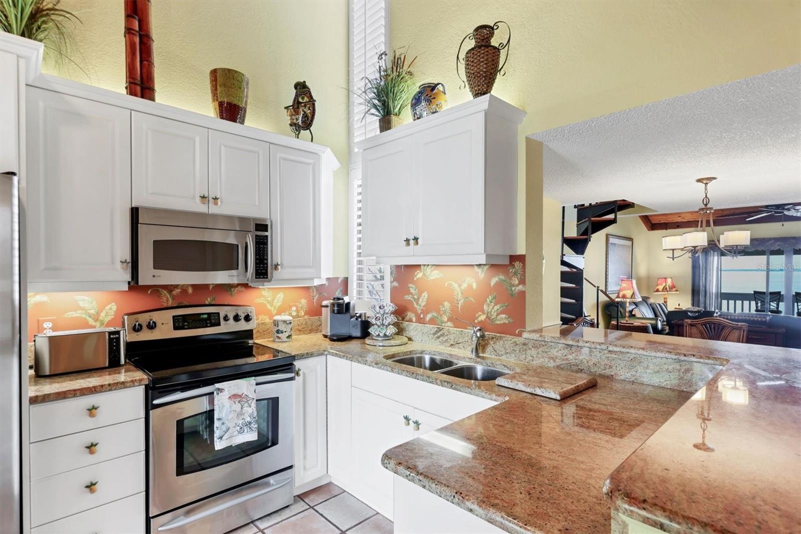 Image 4 of 61 For 5270 Gulf Of Mexico Drive 508