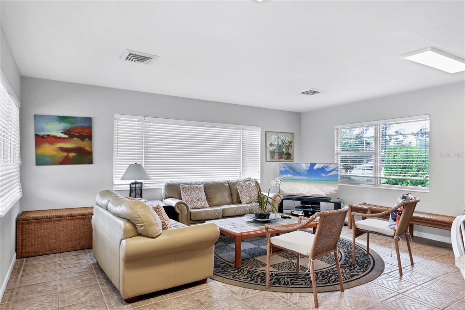 Image 45 of 61 For 5270 Gulf Of Mexico Drive 508