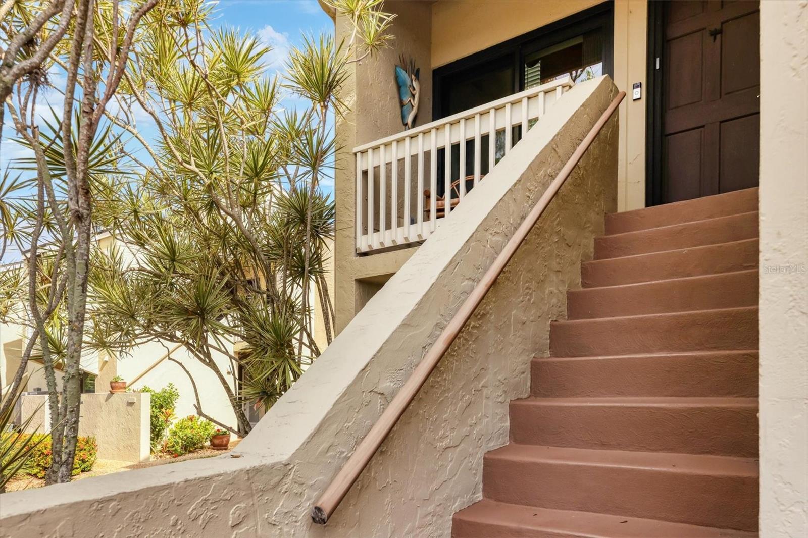 Image 8 of 61 For 5270 Gulf Of Mexico Drive 508