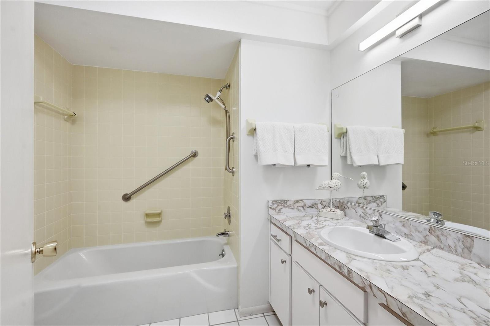 Image 25 of 40 For 6811 10th Avenue W