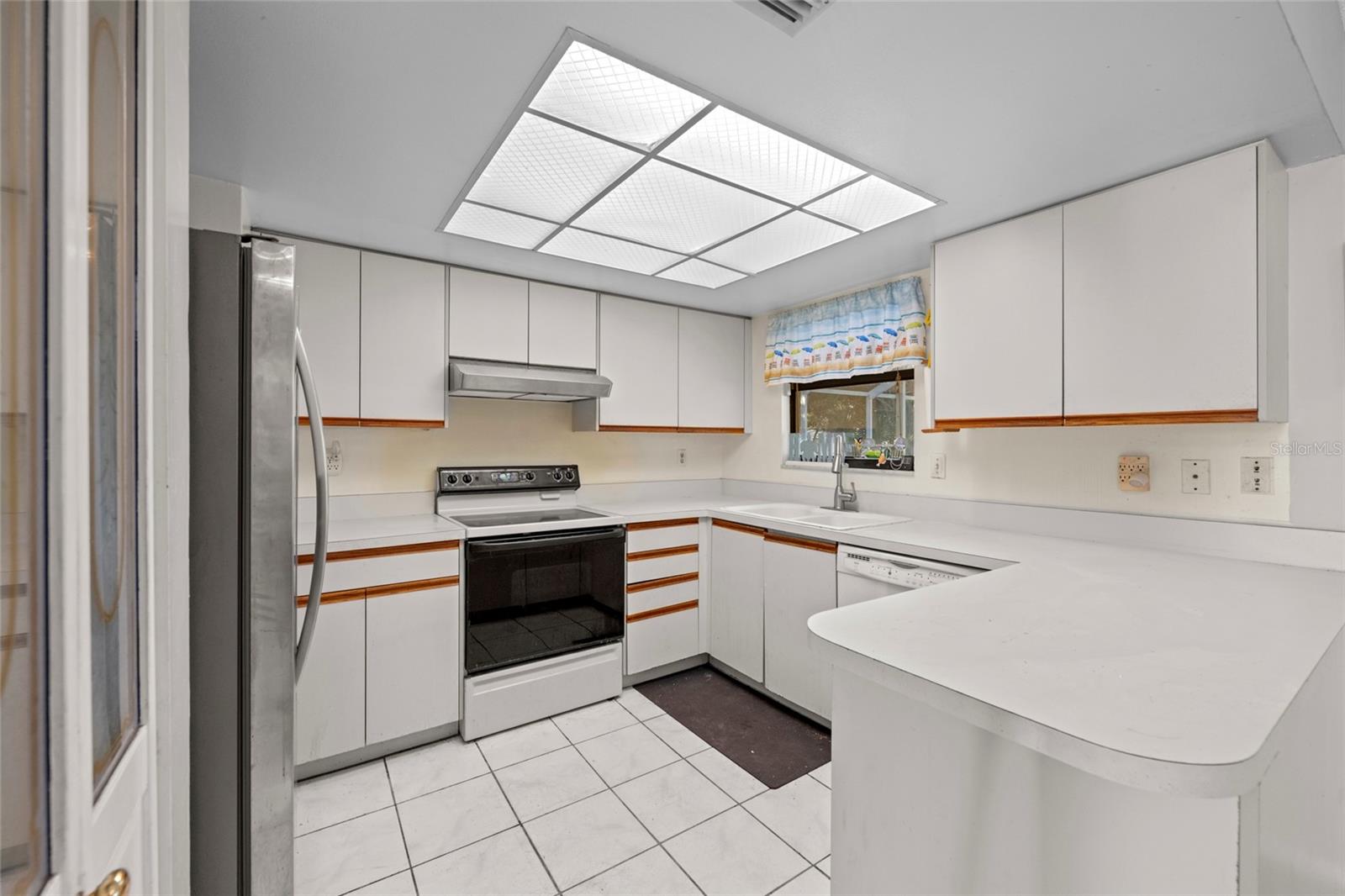 Image 5 of 25 For 5612 22nd Street E