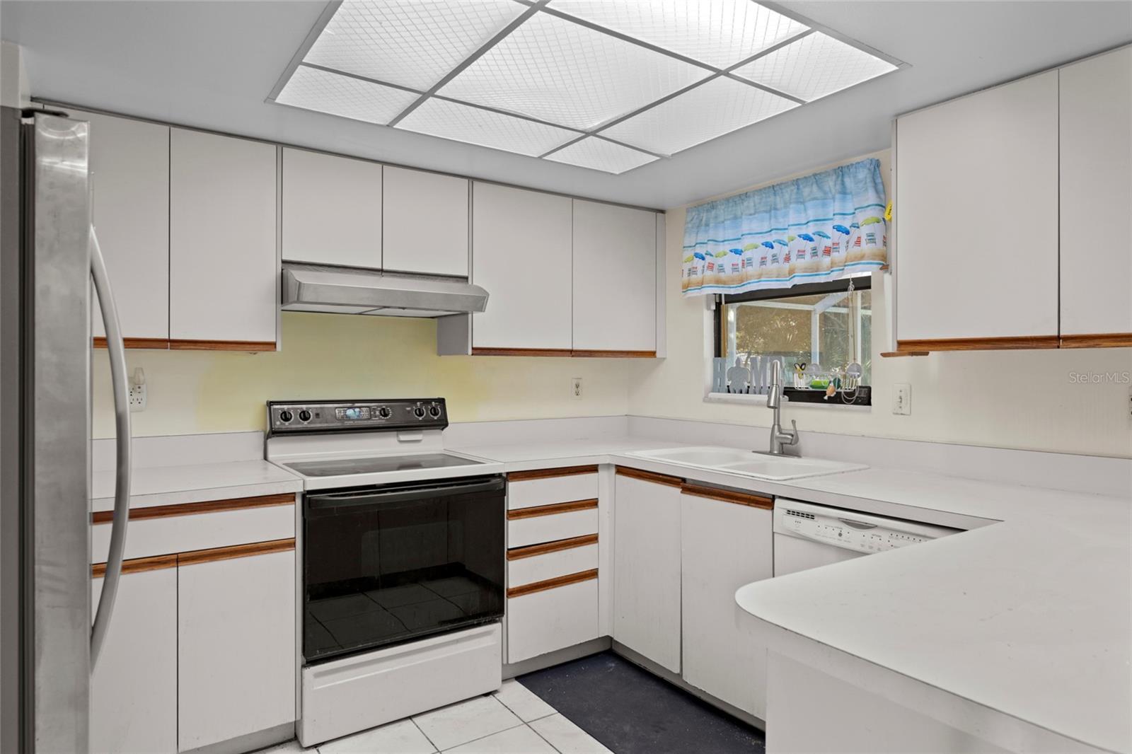 Image 6 of 25 For 5612 22nd Street E