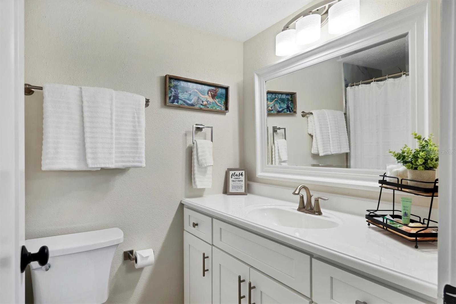 Image 22 of 49 For 500 Washington Drive 5a