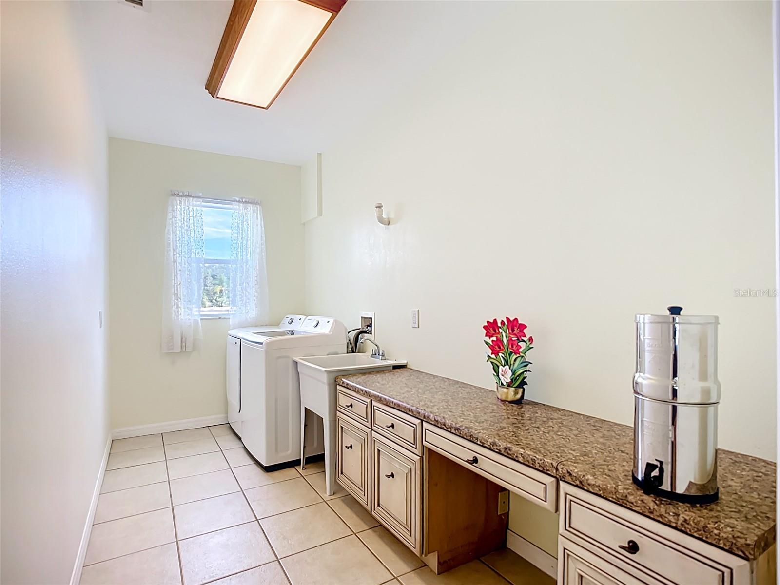 Image 35 of 77 For 4353 Hidden River Road