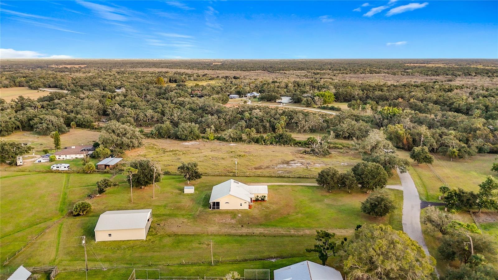 Image 50 of 77 For 4353 Hidden River Road