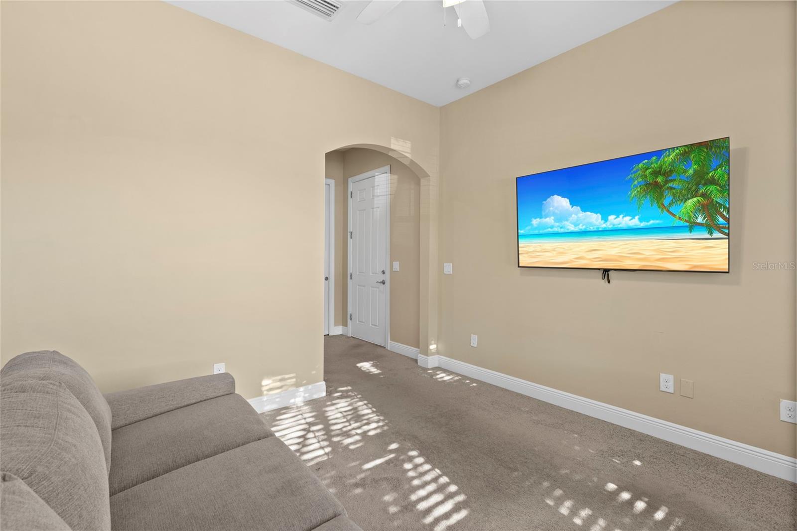 Image 24 of 51 For 942 Preservation Street