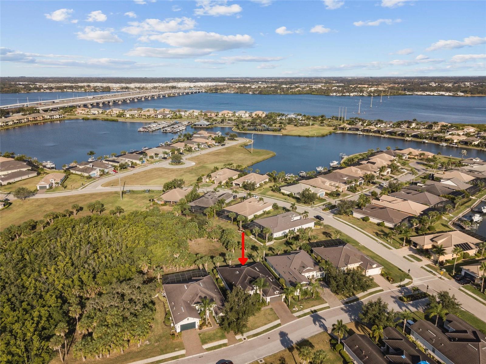 Image 35 of 51 For 942 Preservation Street