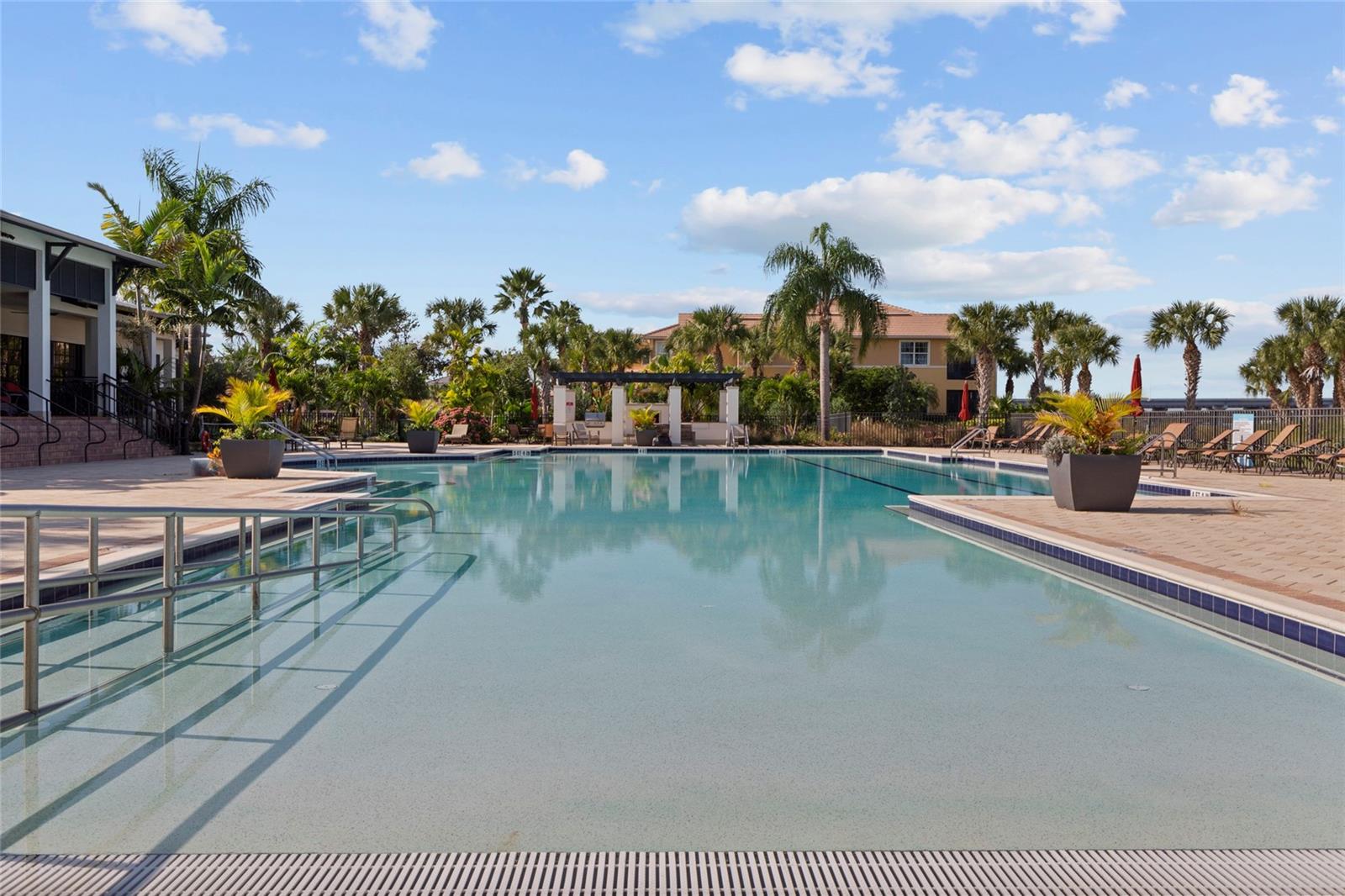 Image 40 of 51 For 942 Preservation Street