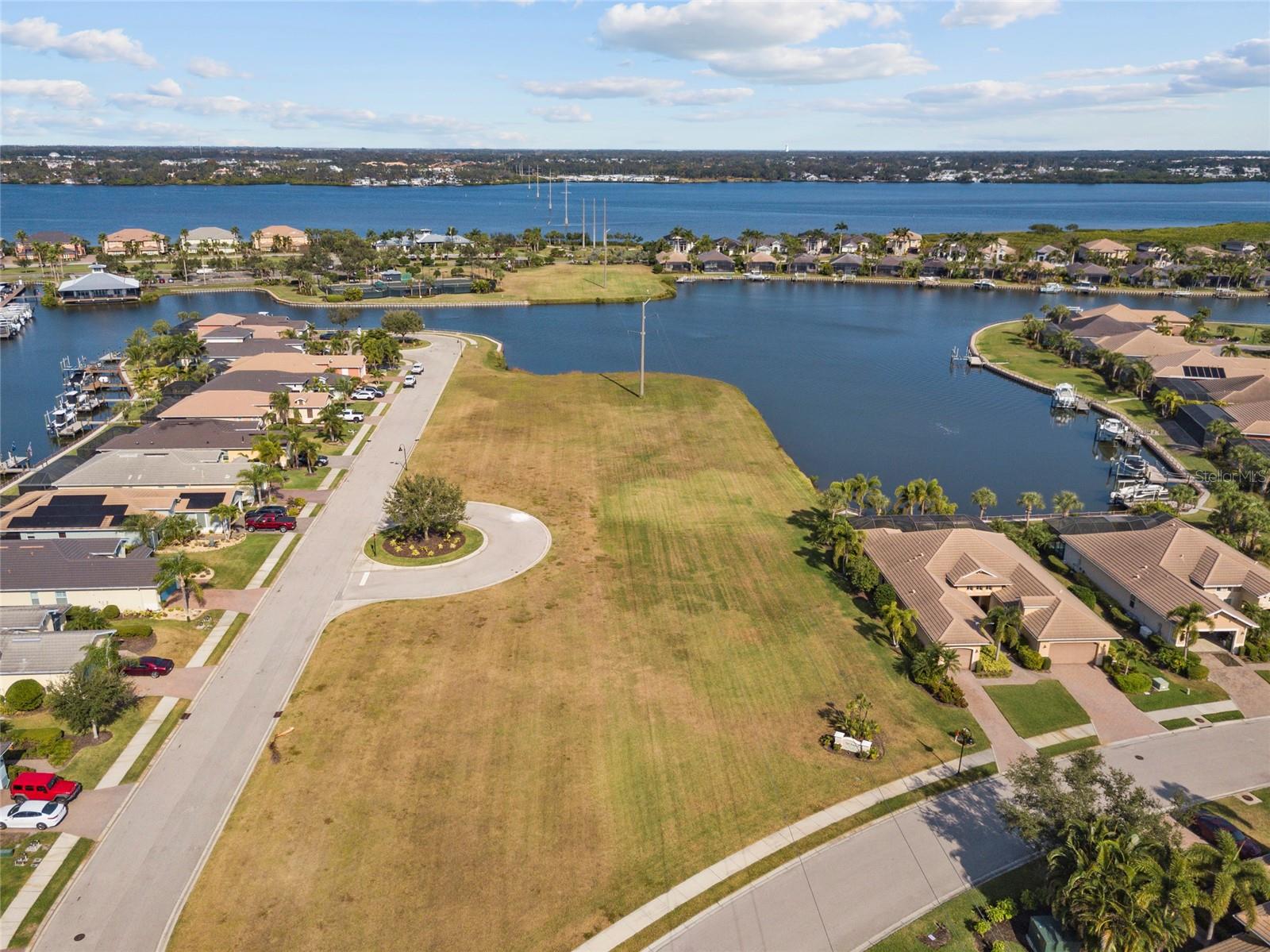 Image 44 of 51 For 942 Preservation Street