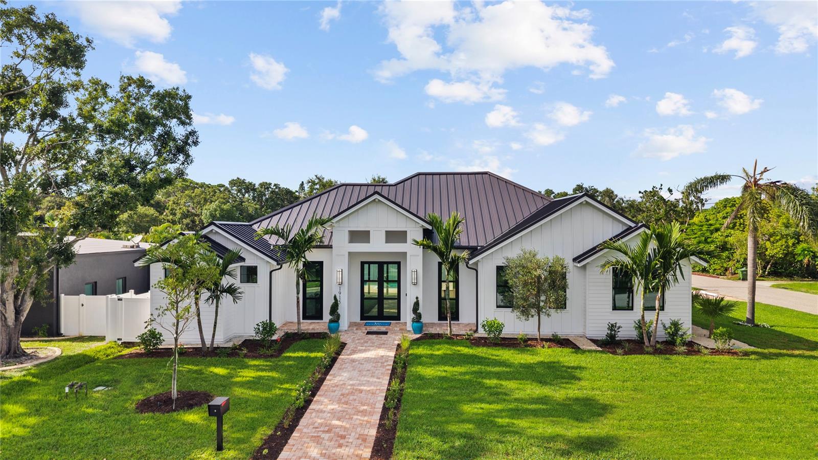 Details for 1915 Tulip Drive, SARASOTA, FL 34239