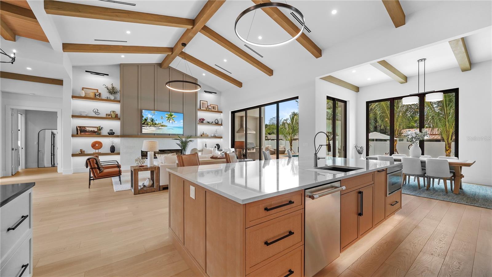 Image 10 of 52 For 1915 Tulip Drive