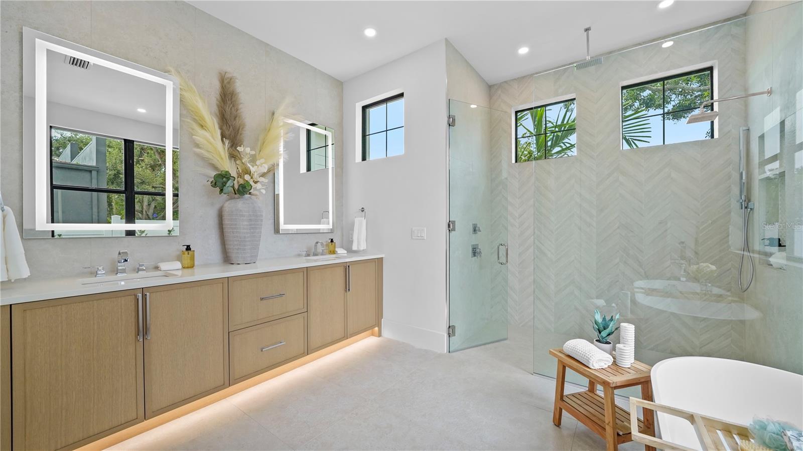 Image 30 of 52 For 1915 Tulip Drive