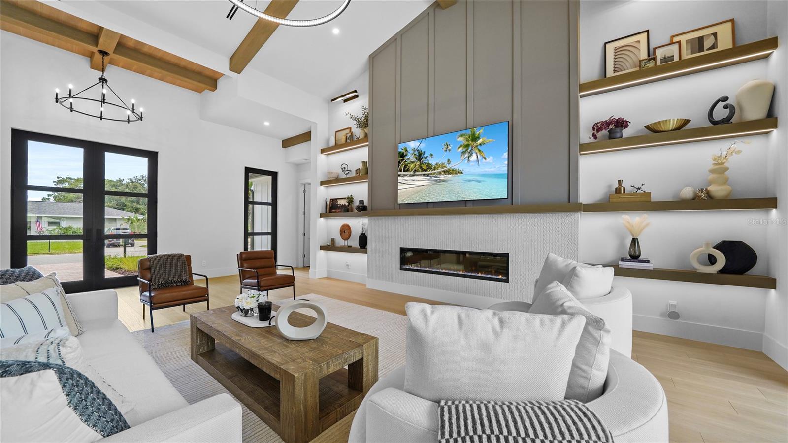 Image 5 of 52 For 1915 Tulip Drive