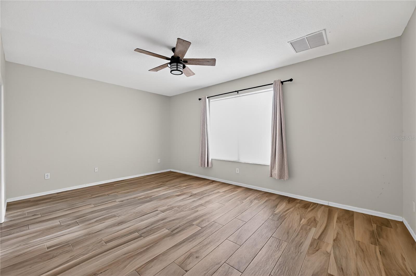 Image 17 of 25 For 3315 Ranchdale Drive