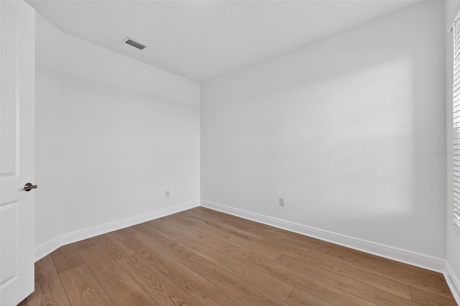 Image 17 of 50 For 7543 Hawkstone Drive