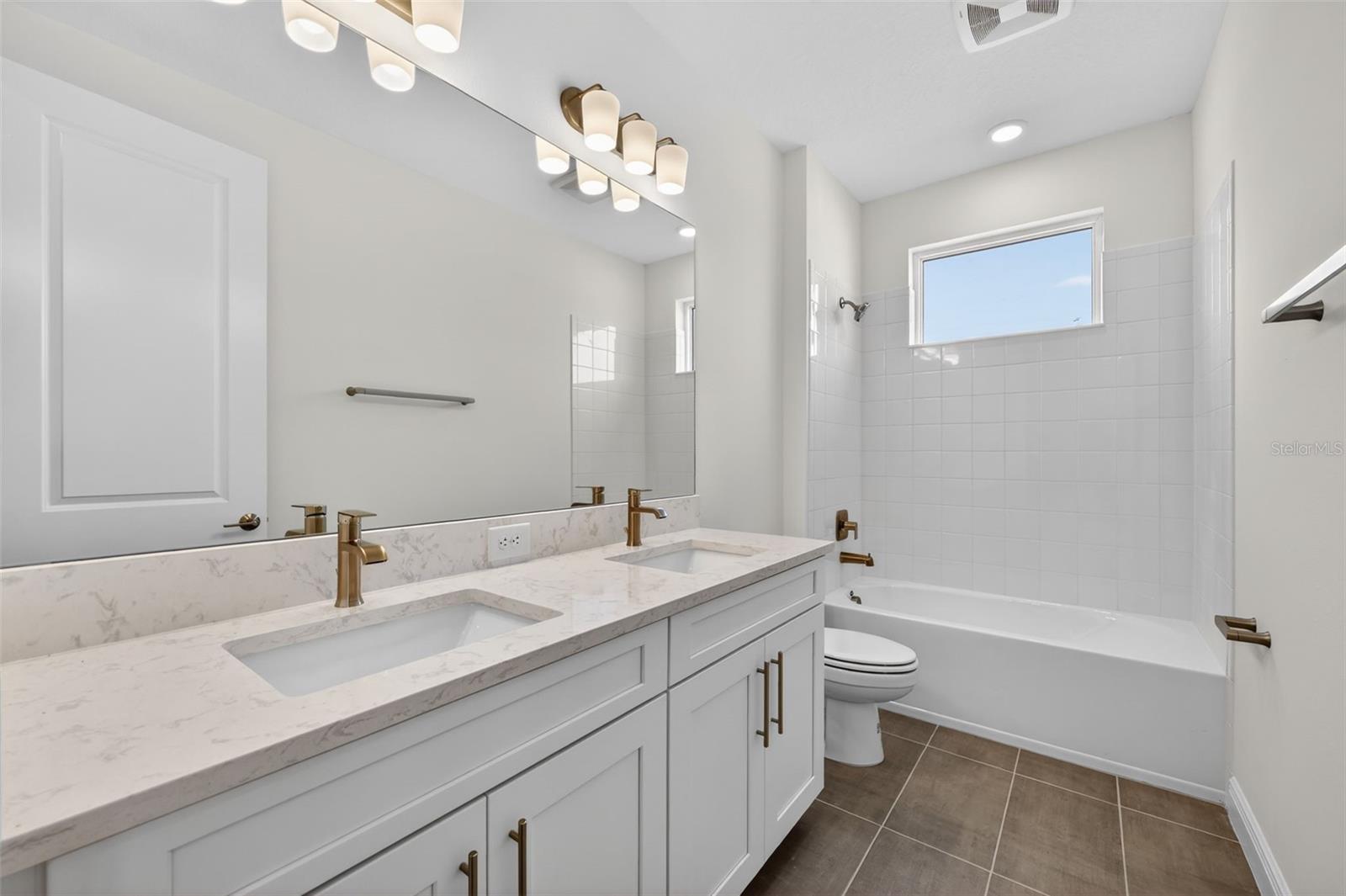 Image 23 of 50 For 7543 Hawkstone Drive