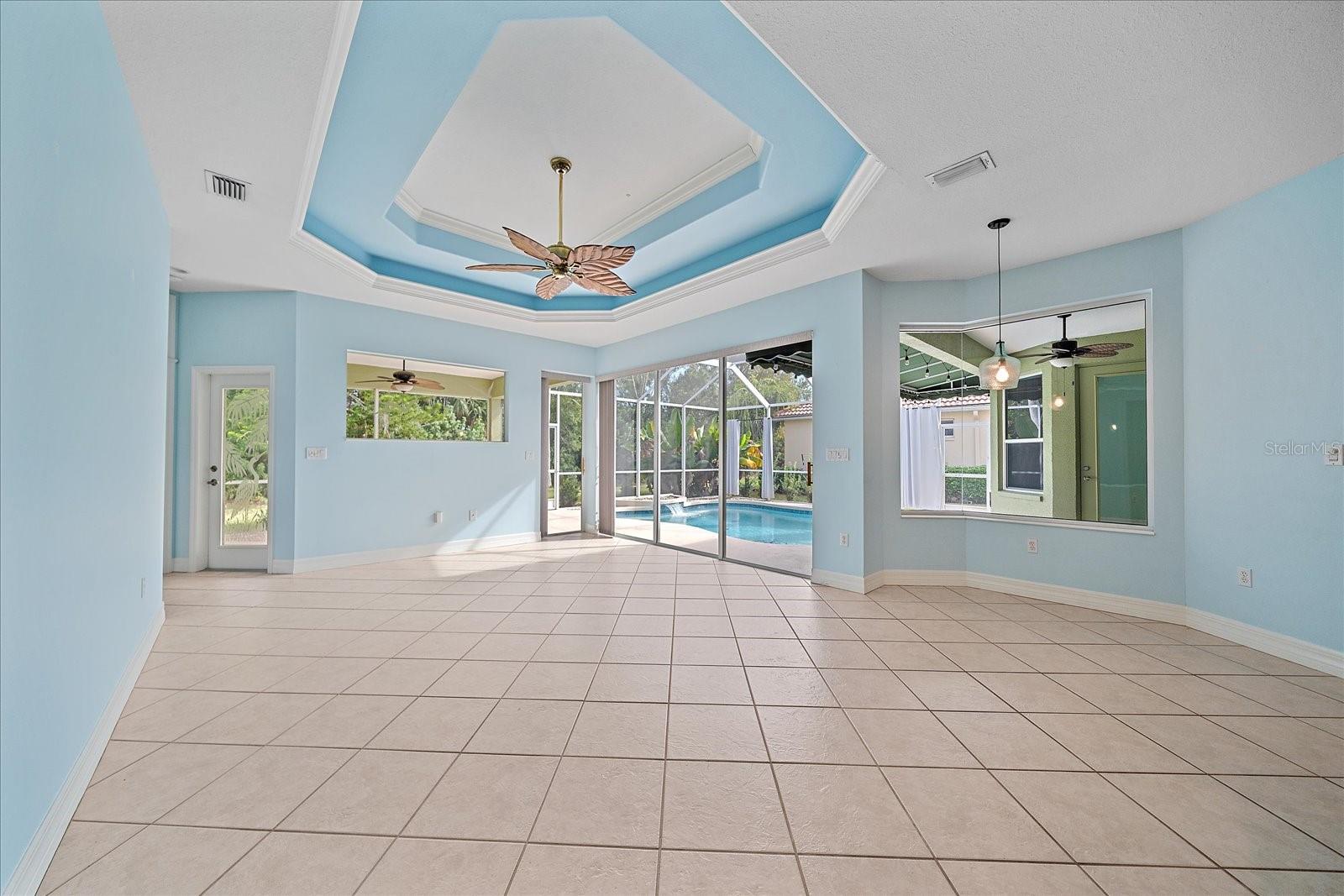 Image 19 of 43 For 6619 Pinefeather Court