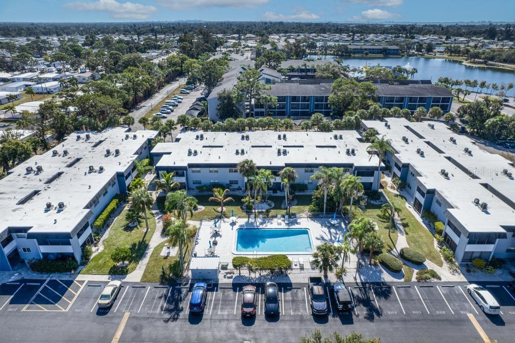 Image 30 of 35 For 5503 Fountain Lake Circle 104