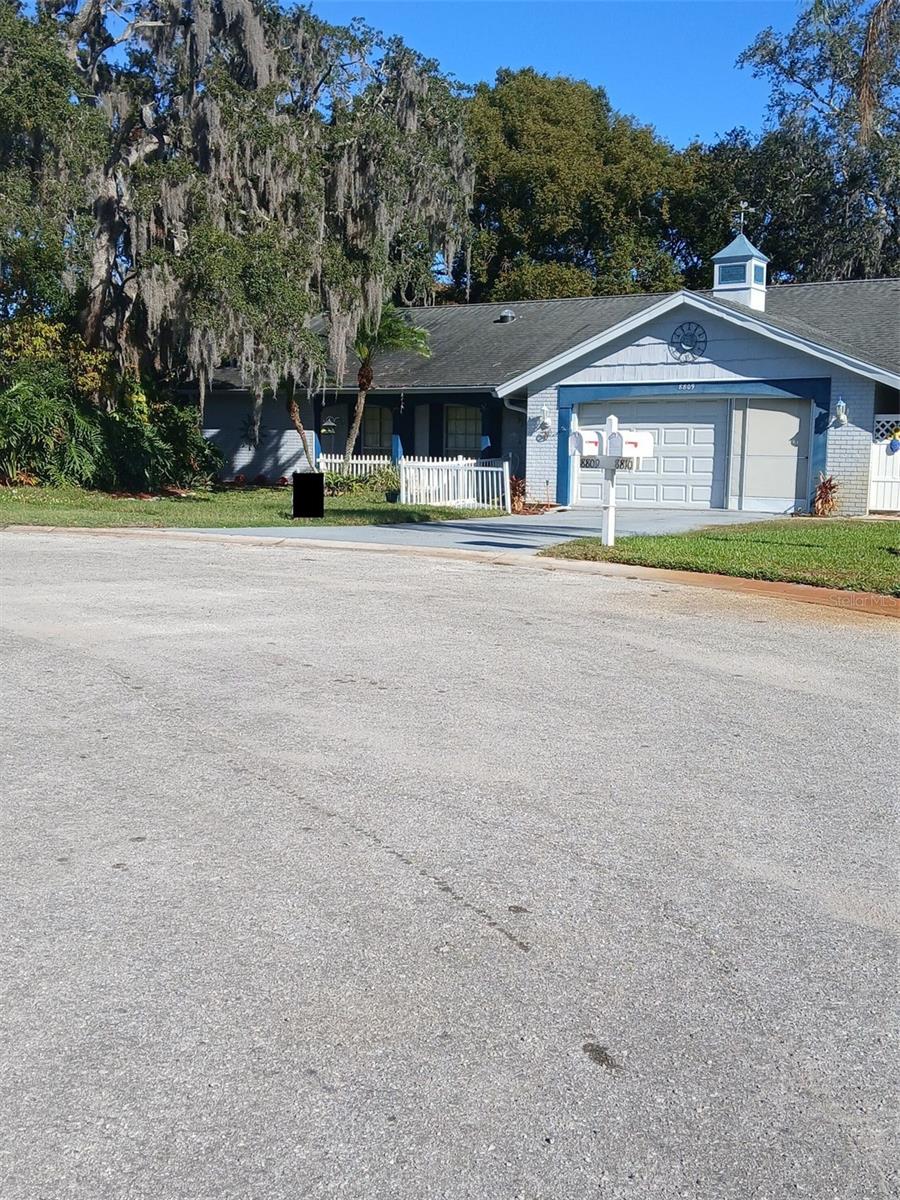 Details for 8809 Avondale Lane, HUDSON, FL 34667