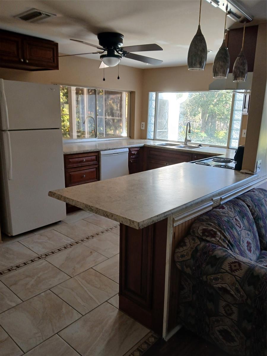 Image 15 of 20 For 8809 Avondale Lane