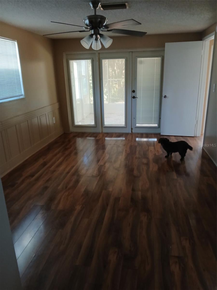 Image 6 of 20 For 8809 Avondale Lane