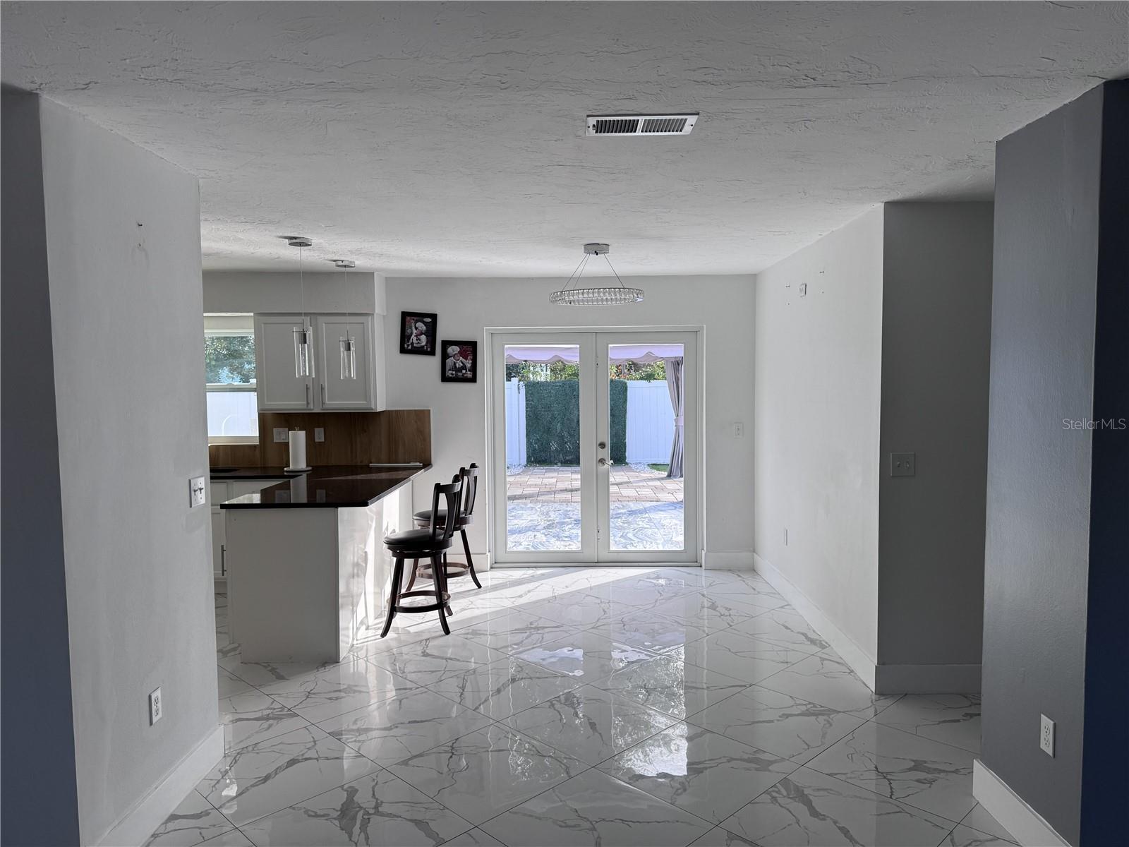 Image 4 of 21 For 4082 Velarde Lane