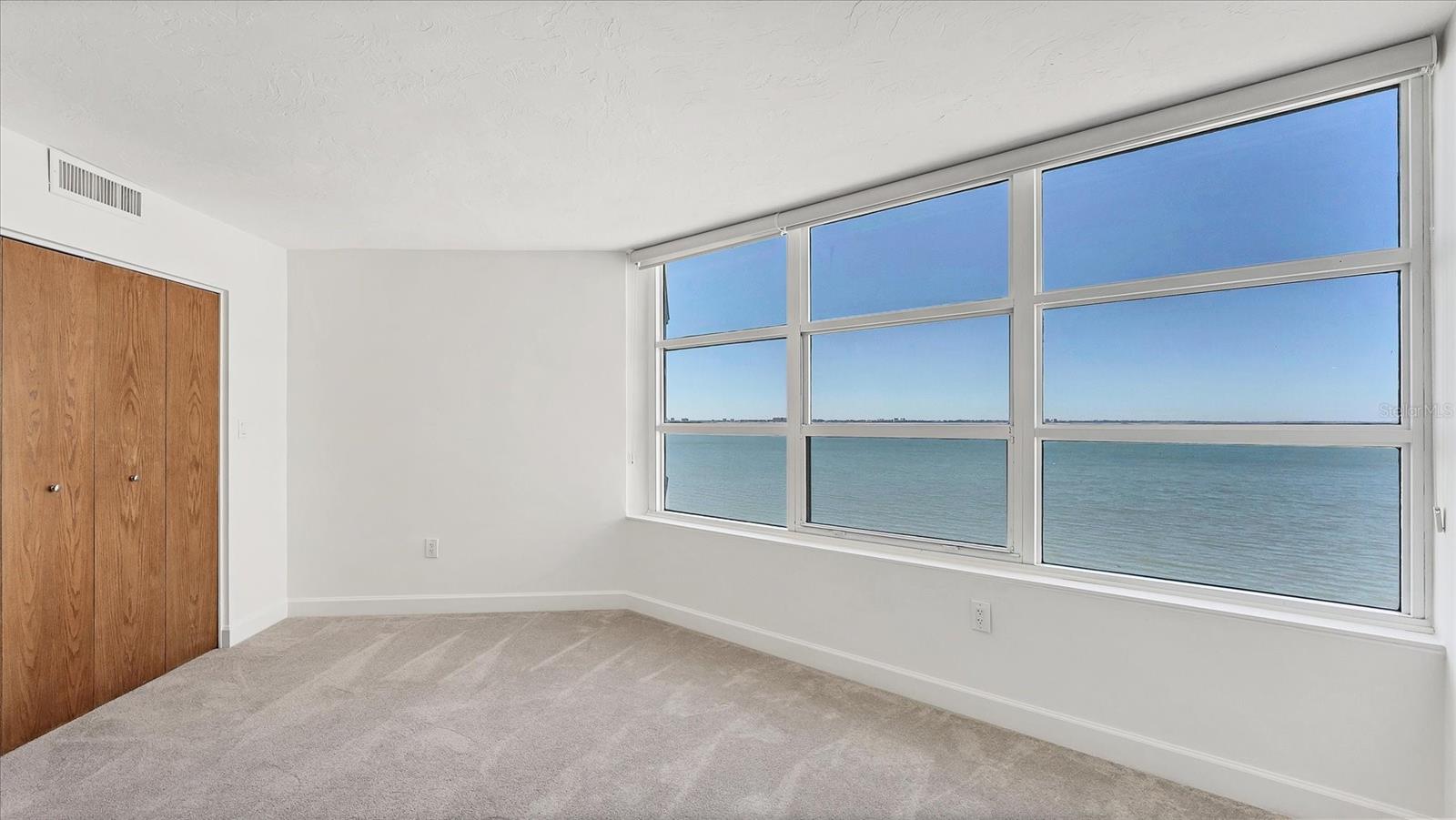 Image 27 of 56 For 888 Blvd Of The Arts 1408