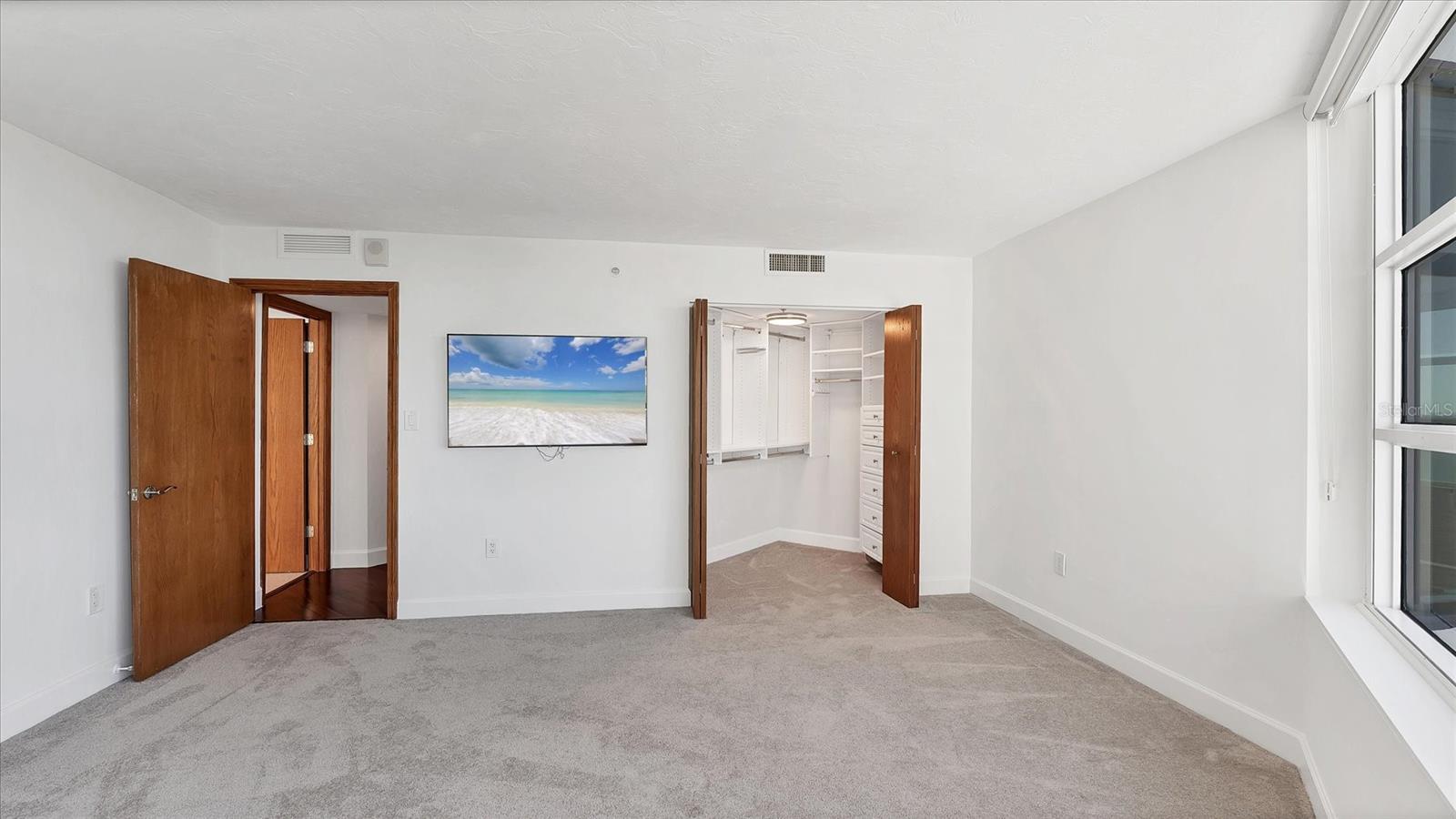 Image 29 of 56 For 888 Blvd Of The Arts 1408