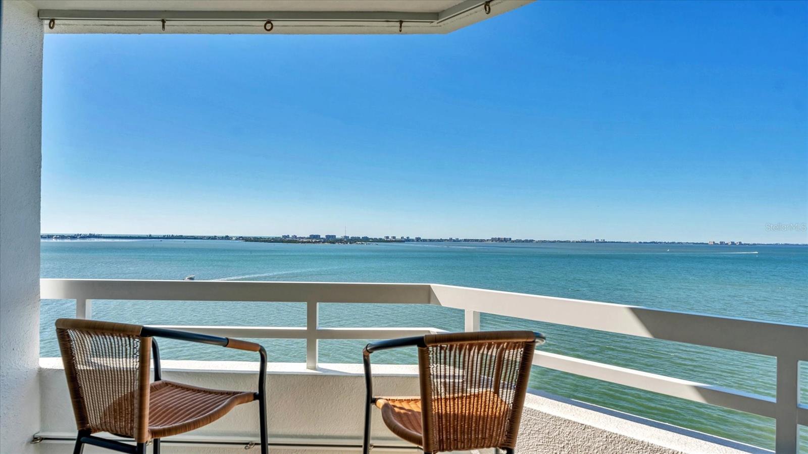 Image 34 of 56 For 888 Blvd Of The Arts 1408