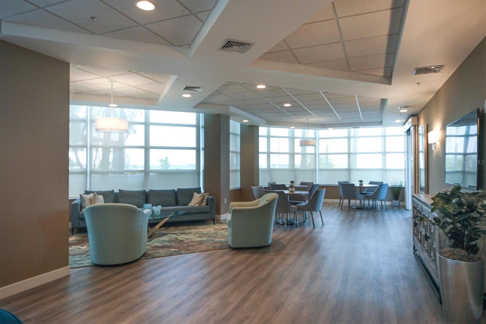 Image 45 of 56 For 888 Blvd Of The Arts 1408