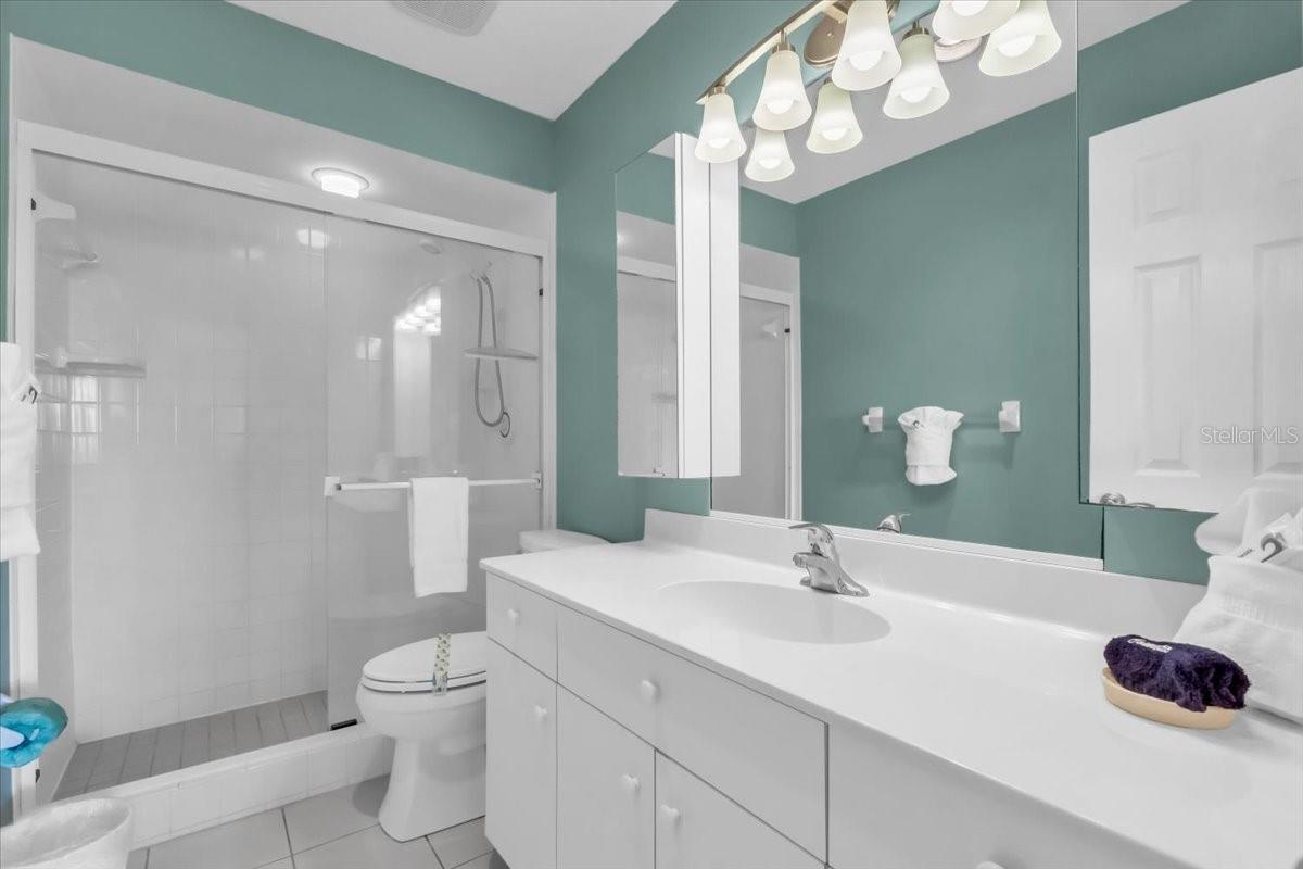 Image 14 of 31 For 757 Beach Road 310