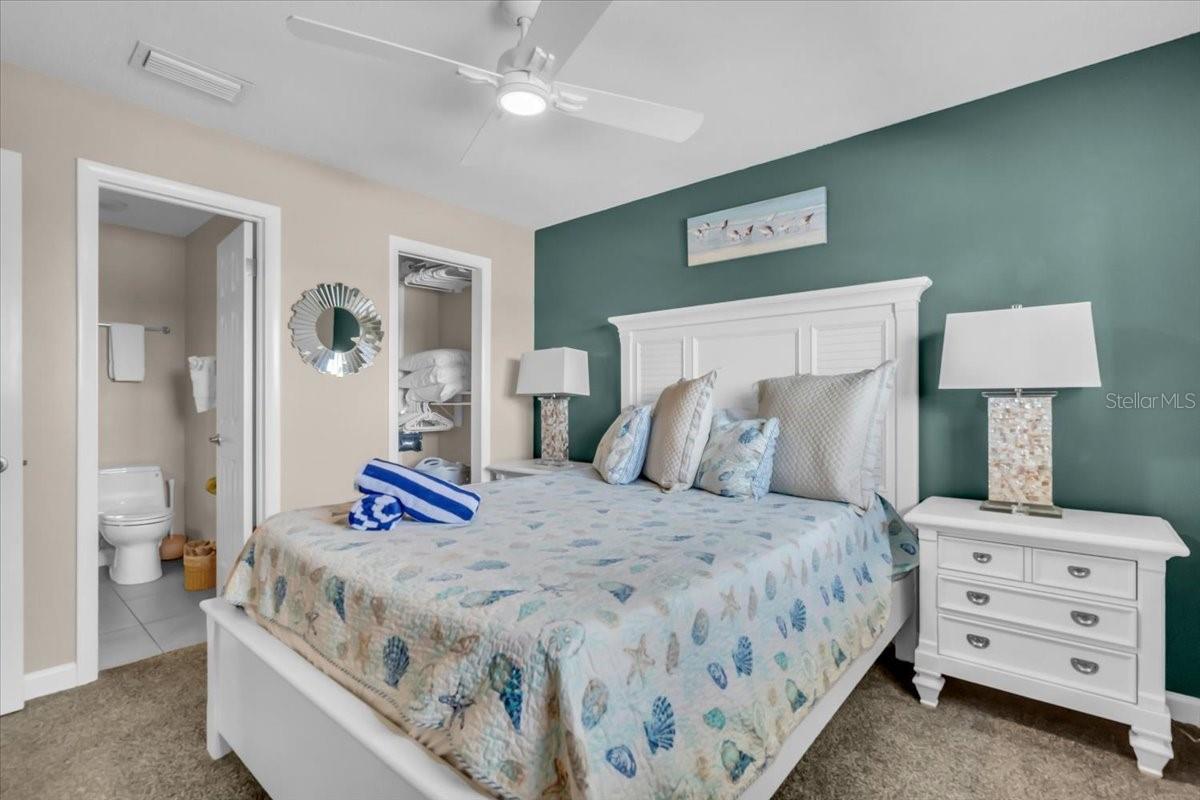 Image 16 of 31 For 757 Beach Road 310