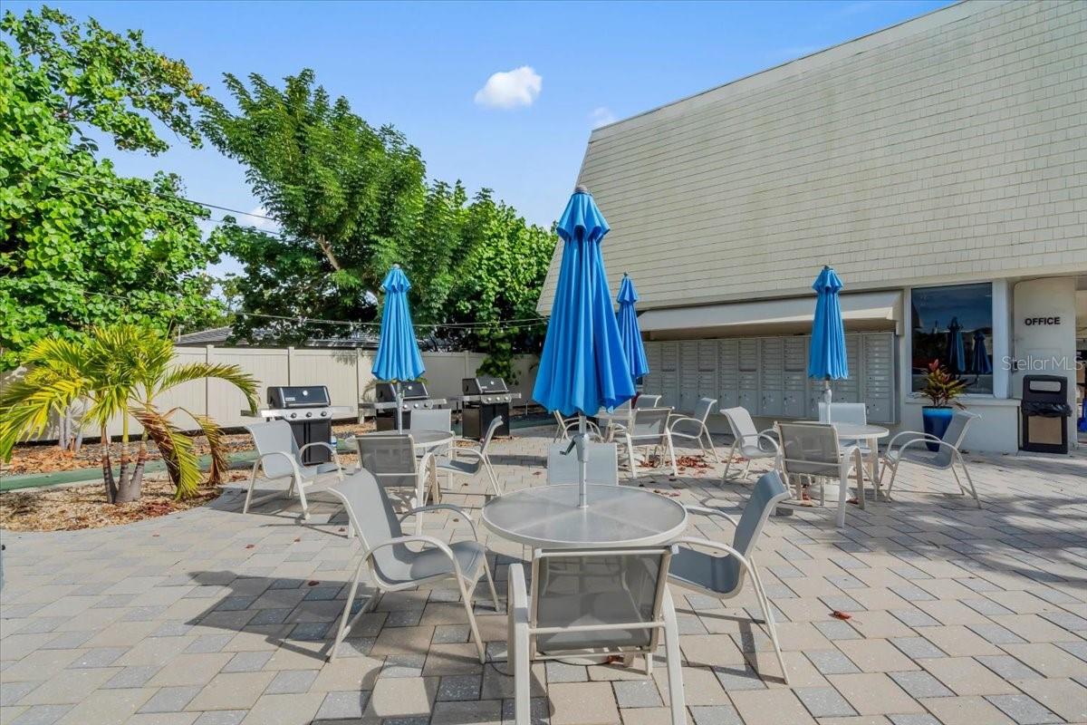 Image 25 of 31 For 757 Beach Road 310