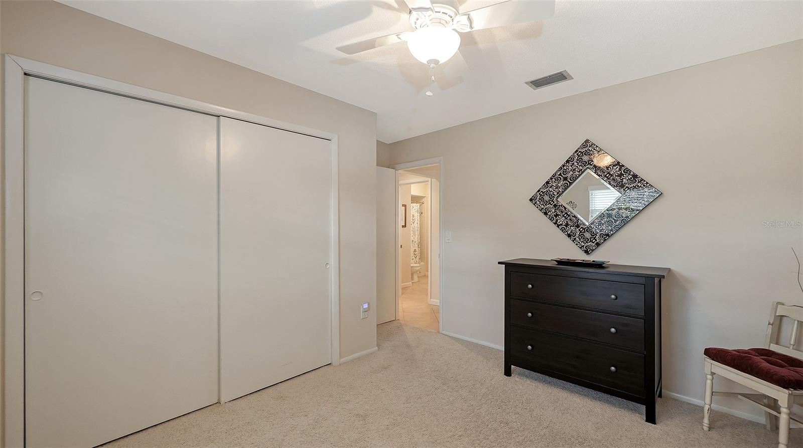 Image 23 of 33 For 3957 Breezemont Drive