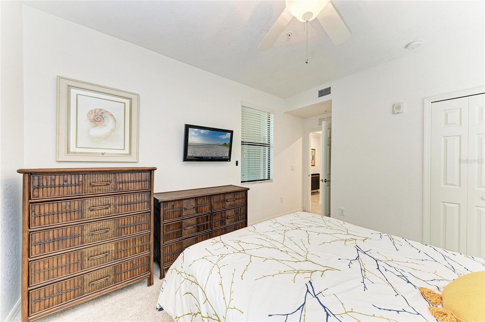 Image 37 of 78 For 6611 Grand Estuary Trail 105