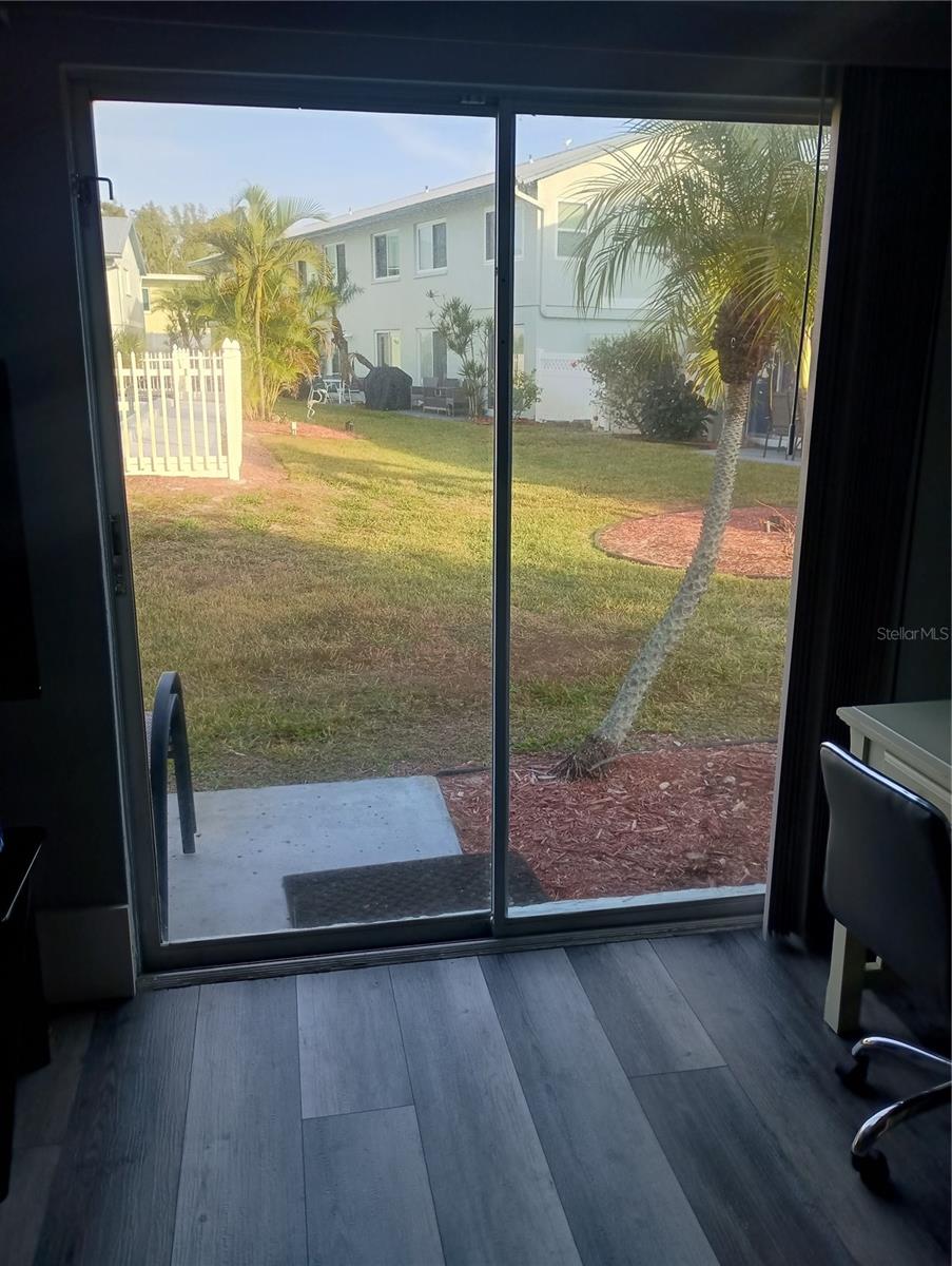 Image 15 of 25 For 10125 Manatee Avenue W A4