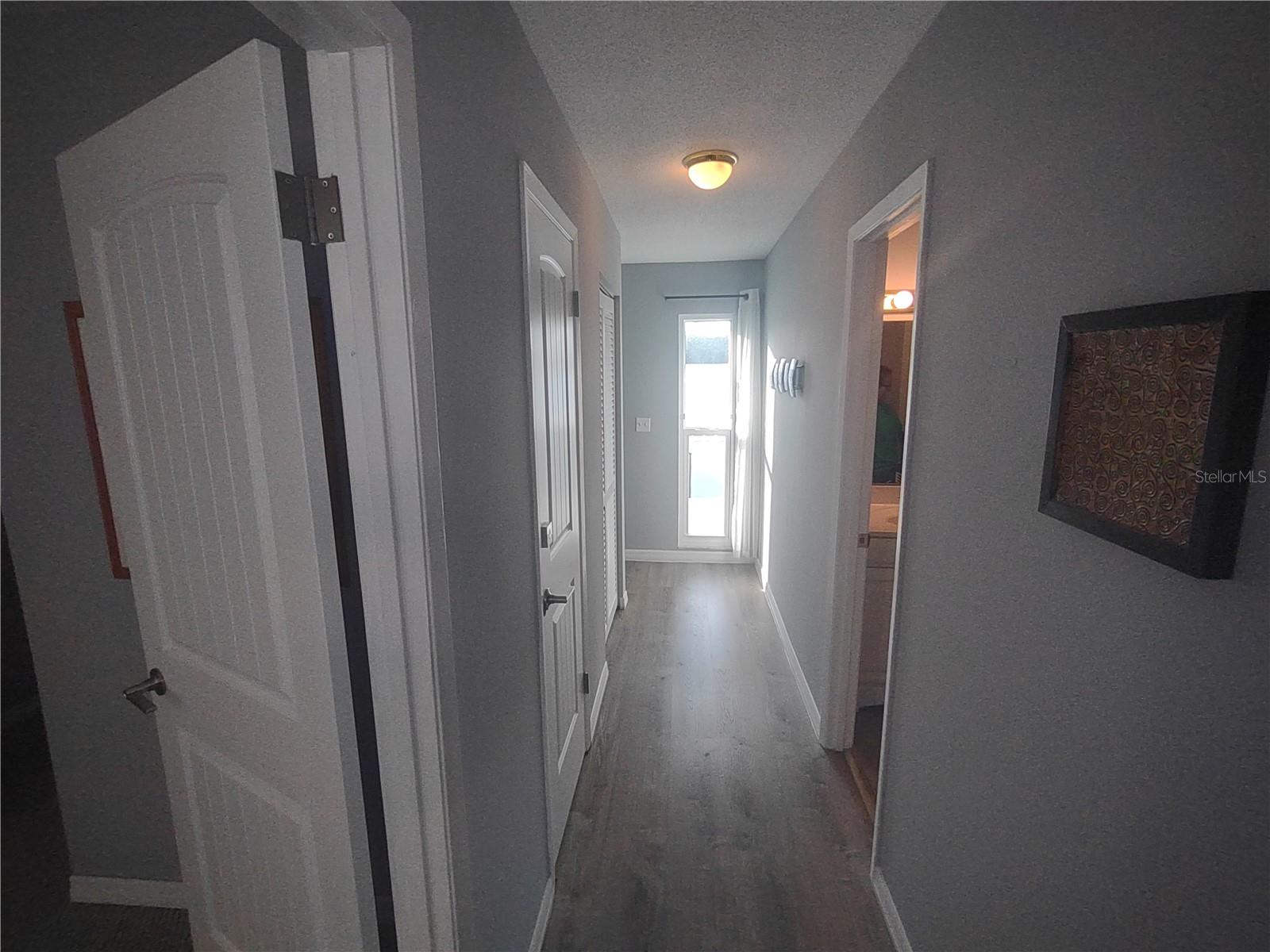 Image 20 of 25 For 10125 Manatee Avenue W A4