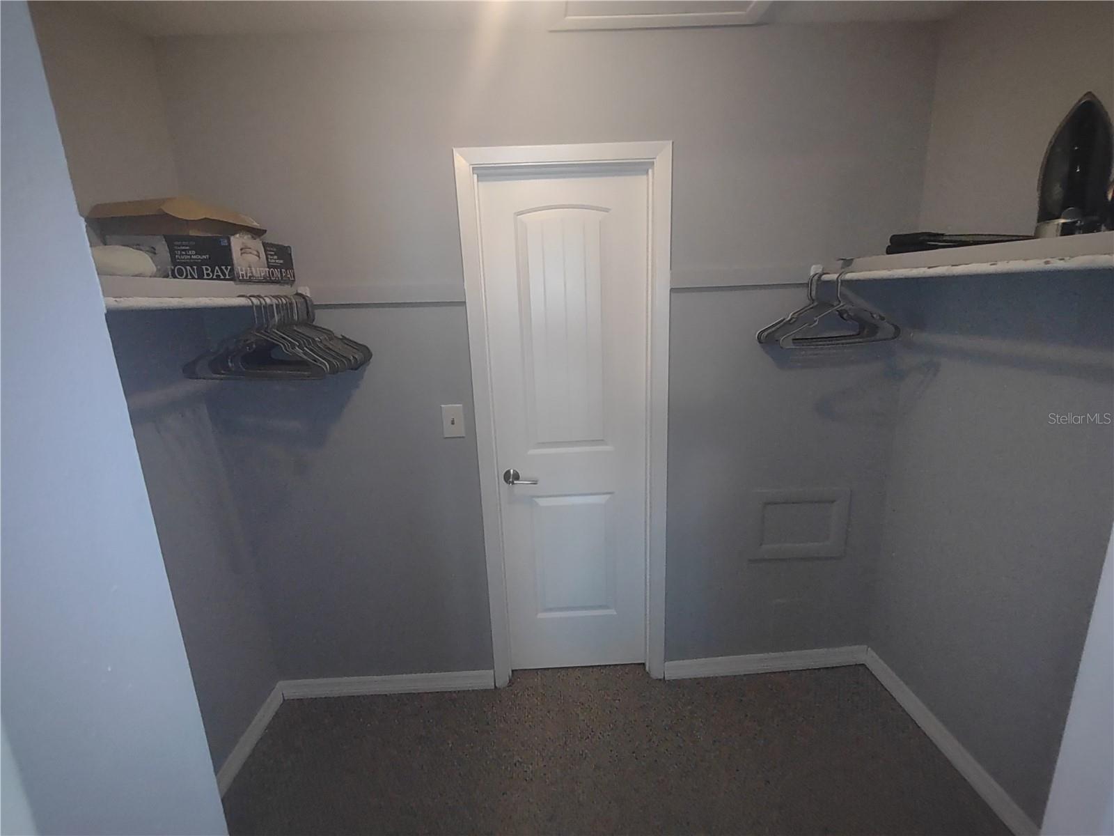 Image 21 of 25 For 10125 Manatee Avenue W A4