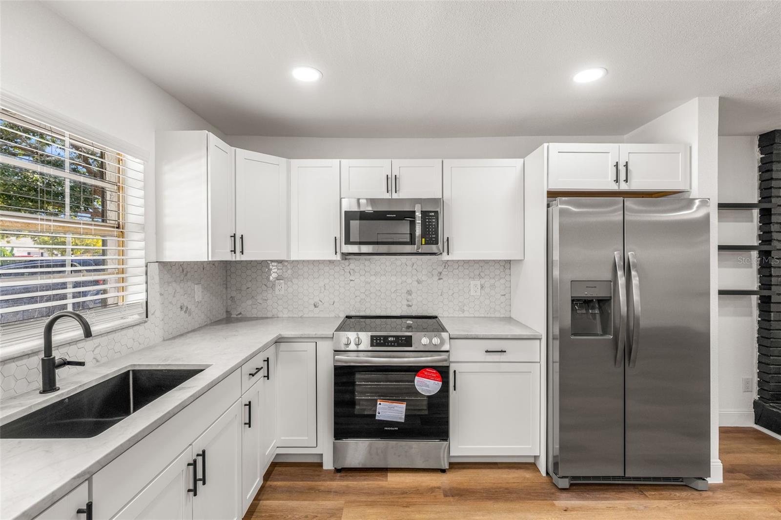 Image 8 of 22 For 1514 Stonehaven Way