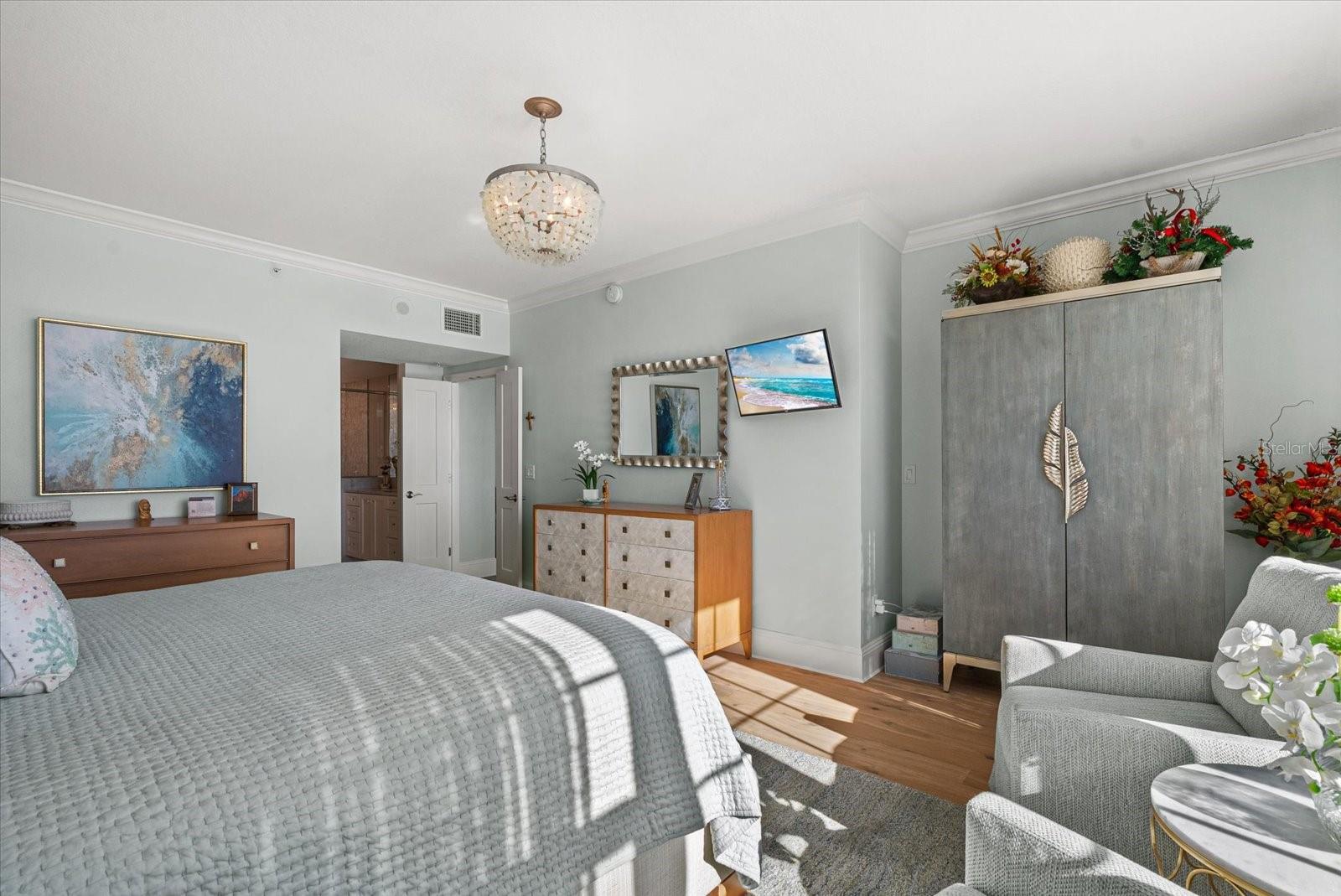 Image 18 of 58 For 1260 Dolphin Bay Way 401