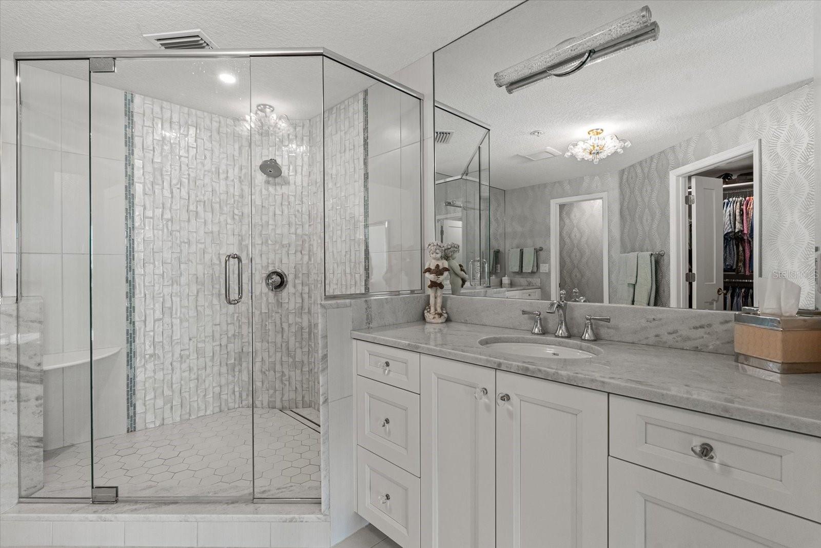 Image 21 of 58 For 1260 Dolphin Bay Way 401