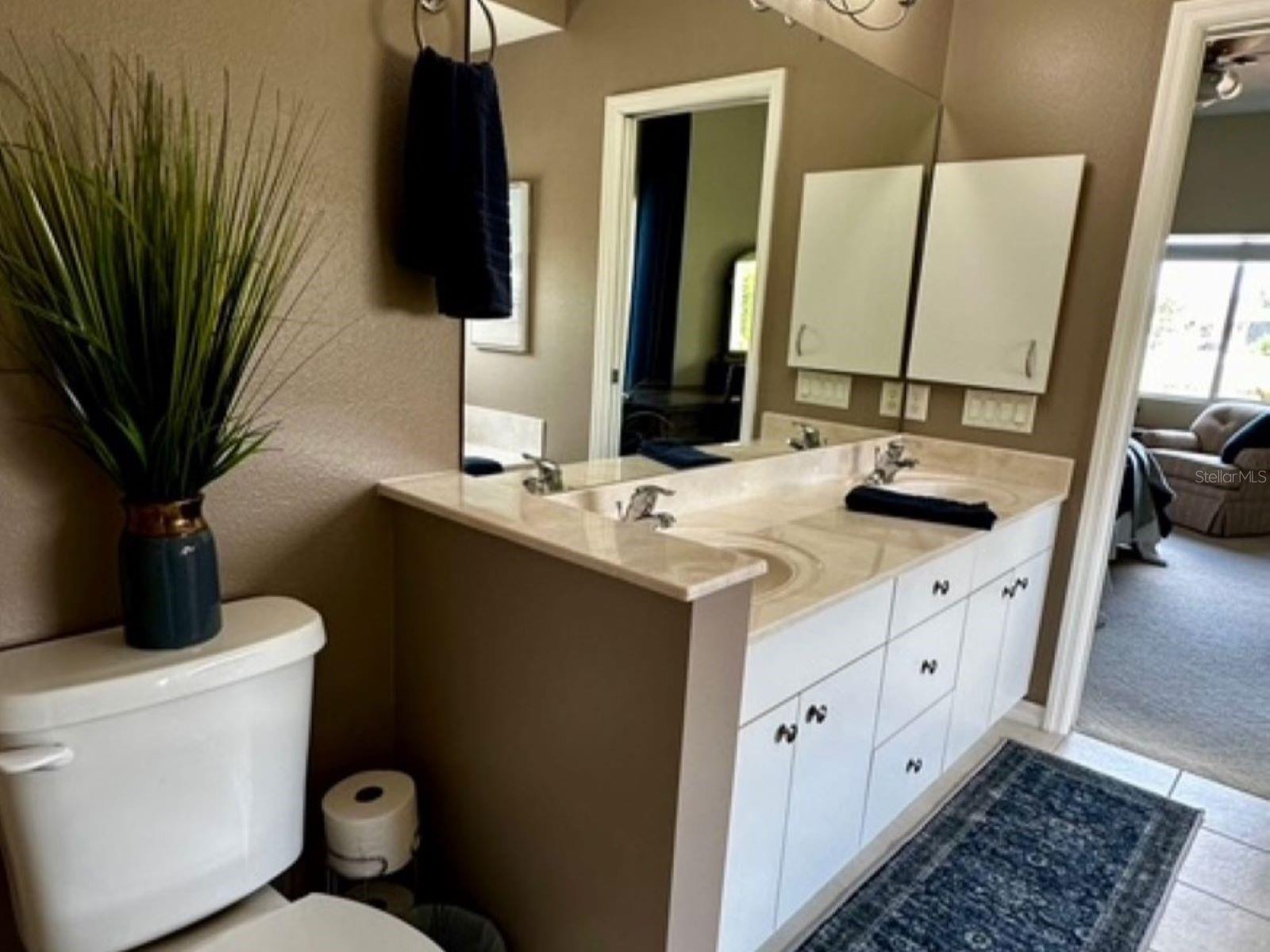 Image 19 of 42 For 4542 35th Avenue Circle E