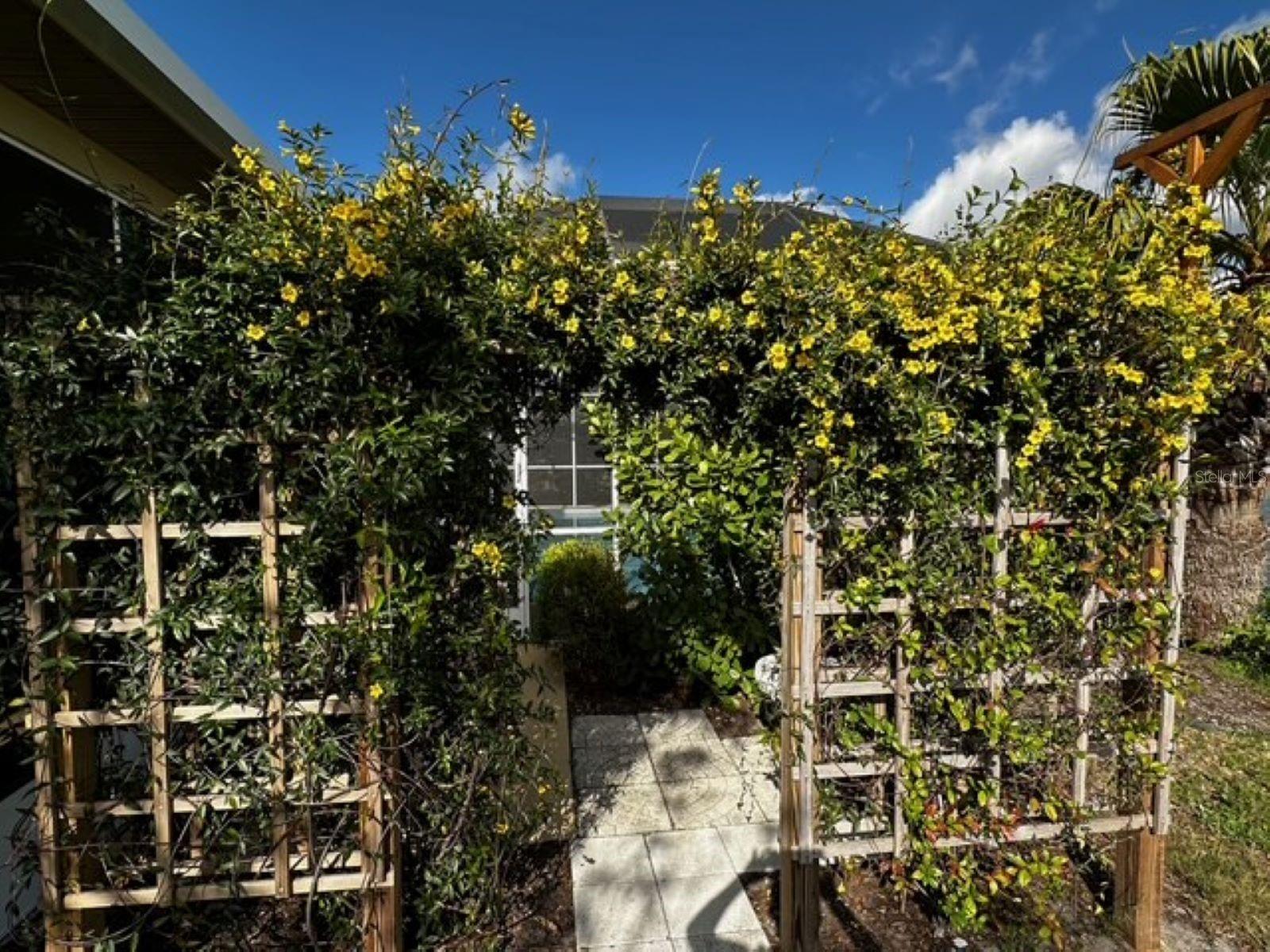 Image 27 of 42 For 4542 35th Avenue Circle E