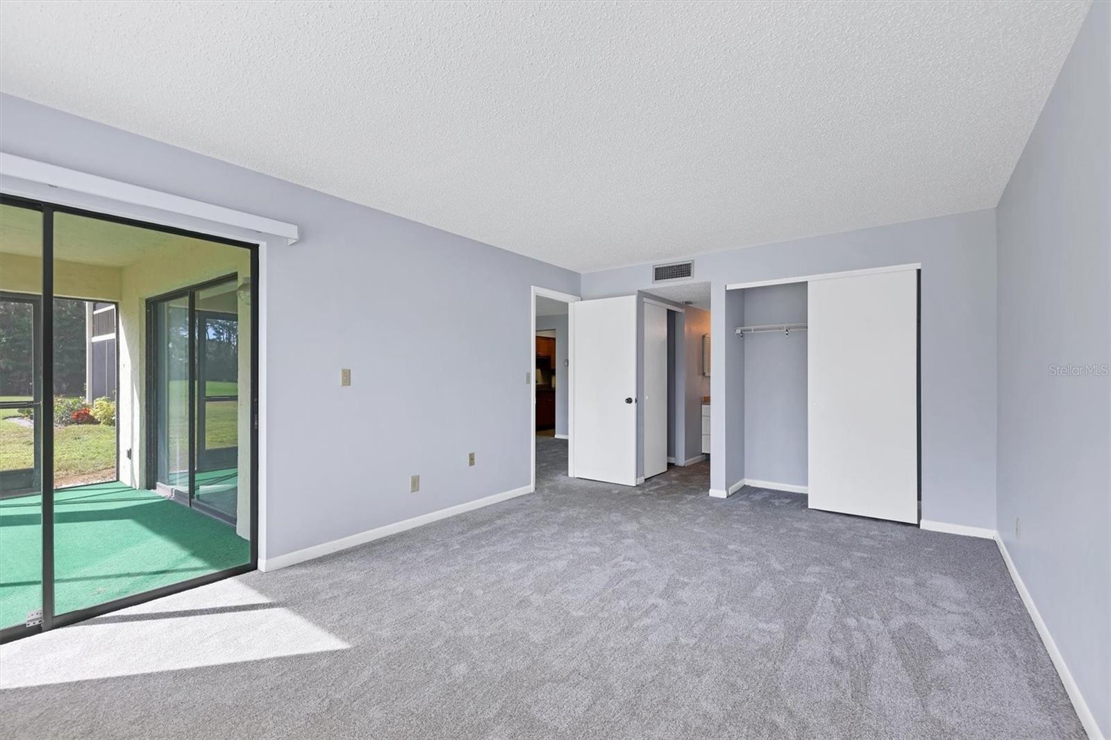 Image 18 of 46 For 4580 Longwater  61